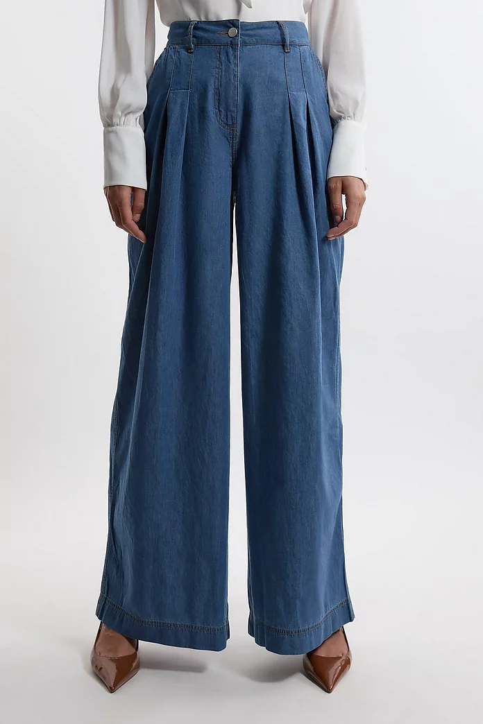 Tailored Chambray Denim Straight Leg Pleated Pants | Karen Tailored Chambray Denim Straight Leg Pleated Pants | Karen